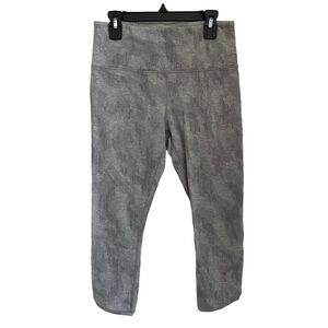Athleta Small Leggings Sandbar Be Present Capri Cropped Gray Print
